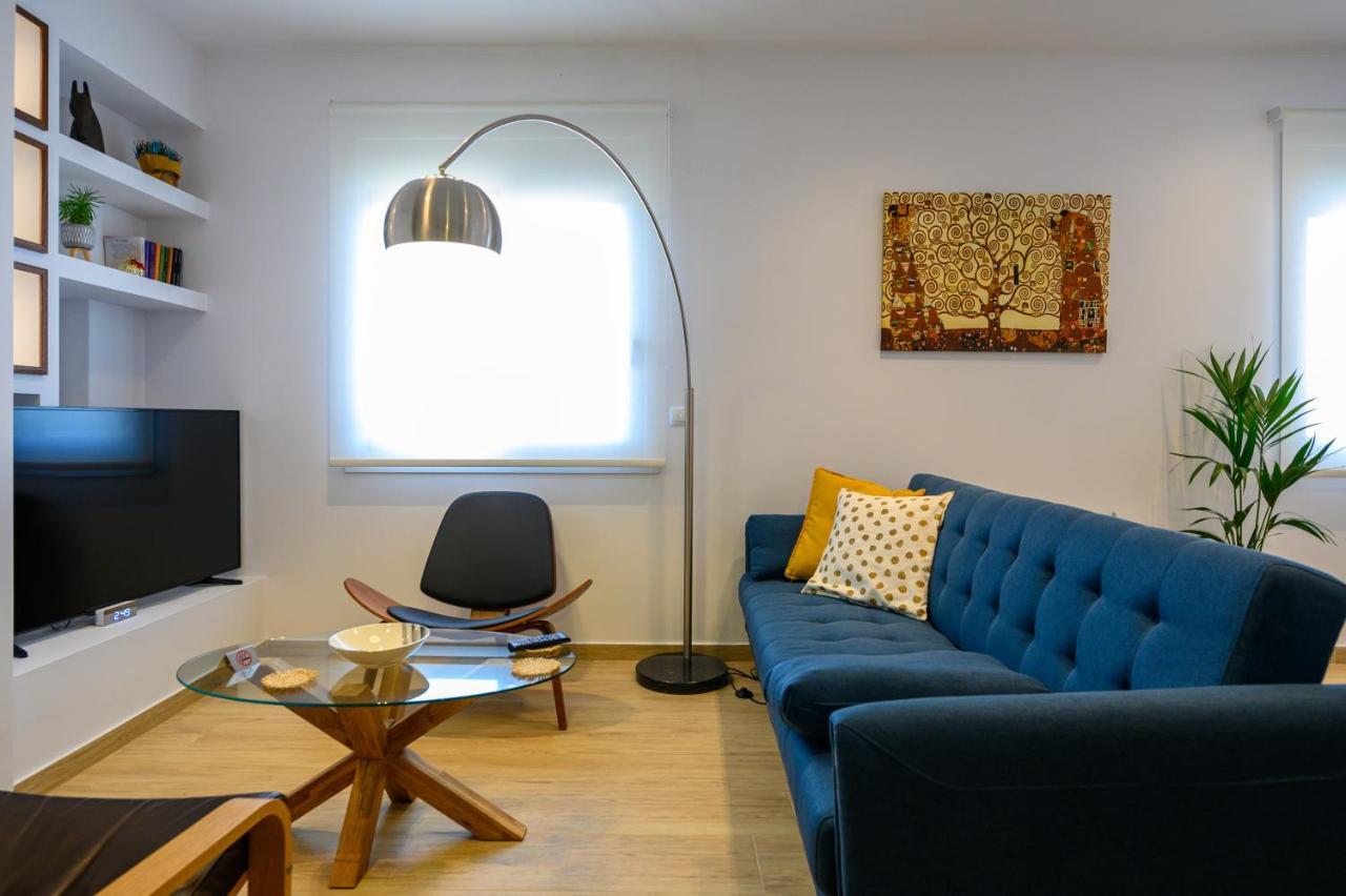 Chic Apartment In Nature, 5-Min Walk To The Beach Kalamata Eksteriør billede